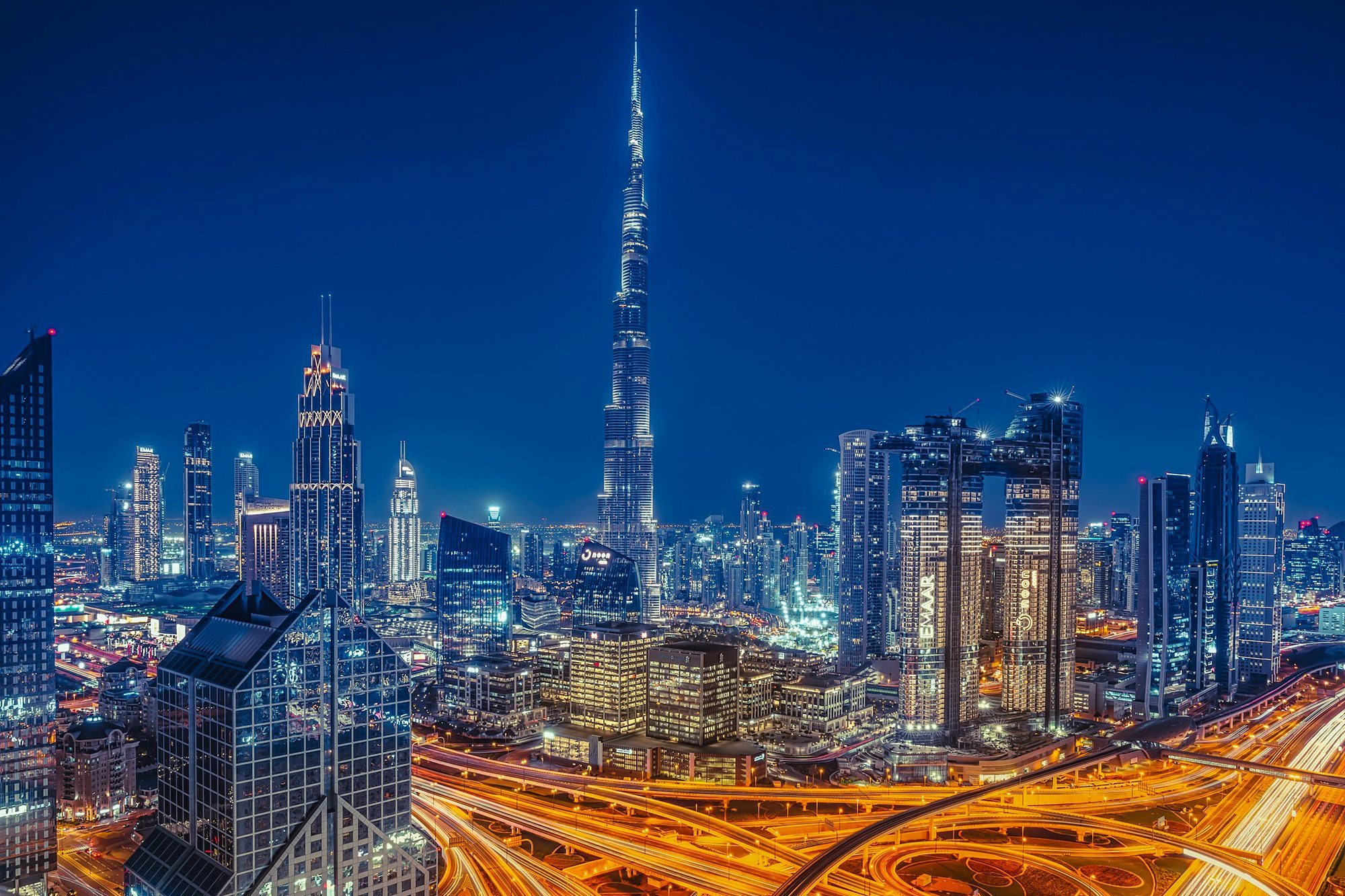 Downtown Dubai e o Burj Khalifa ao entardecer
